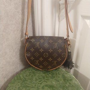 Bag of the Day 27: Louis Vuitton TAMBOURINE Monogram Bag What Fits WIMB  #bagoftheday #lvtambourine 